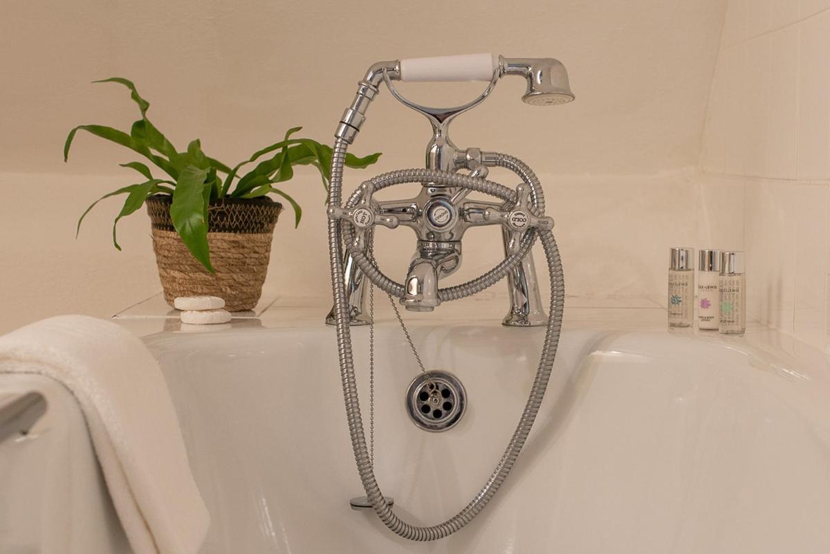 Bearslake Inn Bridestowe Δωμάτιο φωτογραφία